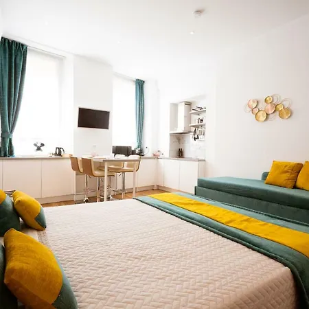 Elegant Apartments 5 Terre La Spezia Exterior photo